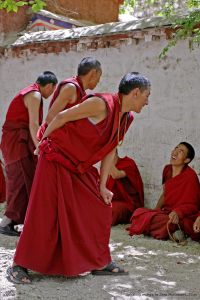 Mnisi tybetańscy