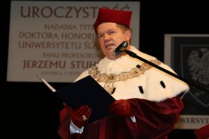 Prof. zw. dr hab. Janusz Janeczek