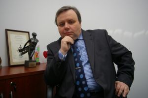 dr Zbigniew Widera